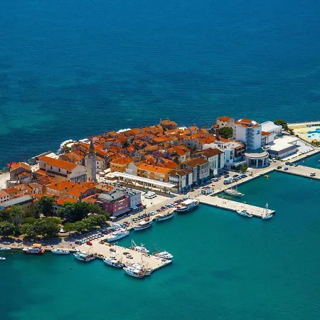 Tommy-2 By Interhome *