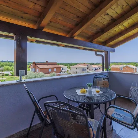 Tommy-2 By Interhome *