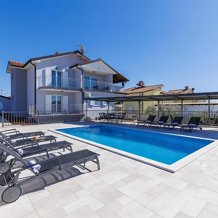 Tommy-2 By Interhome Apartment Kmeti